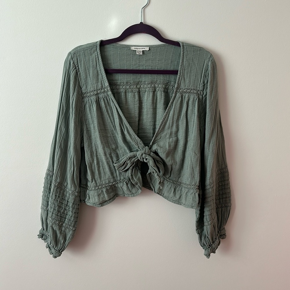XL American eagle wrap top. Good condition